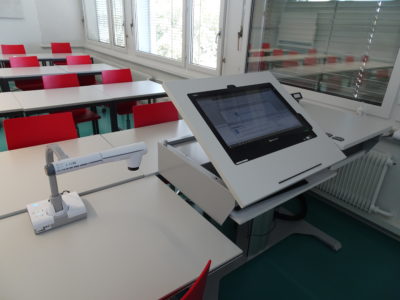 Sitz- Stehpult Dozententisch – Bild 4